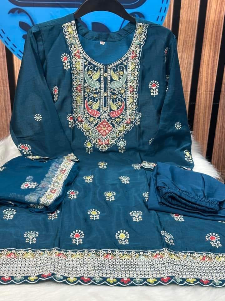 đ¤đ Premium Readymade Georget Three Piece đ¤đ
