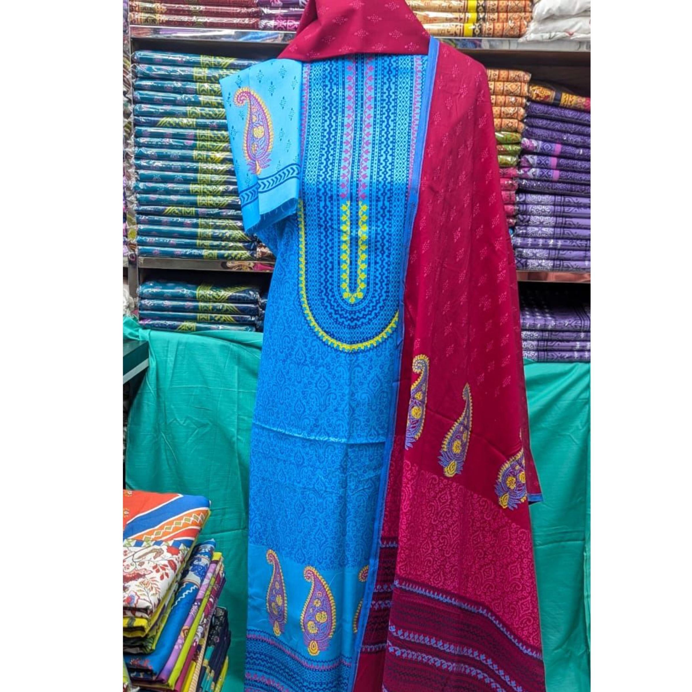 đ¤đ New Exclushive Collection High Qualitiey Cotton Printed Three Piece đ¤đ