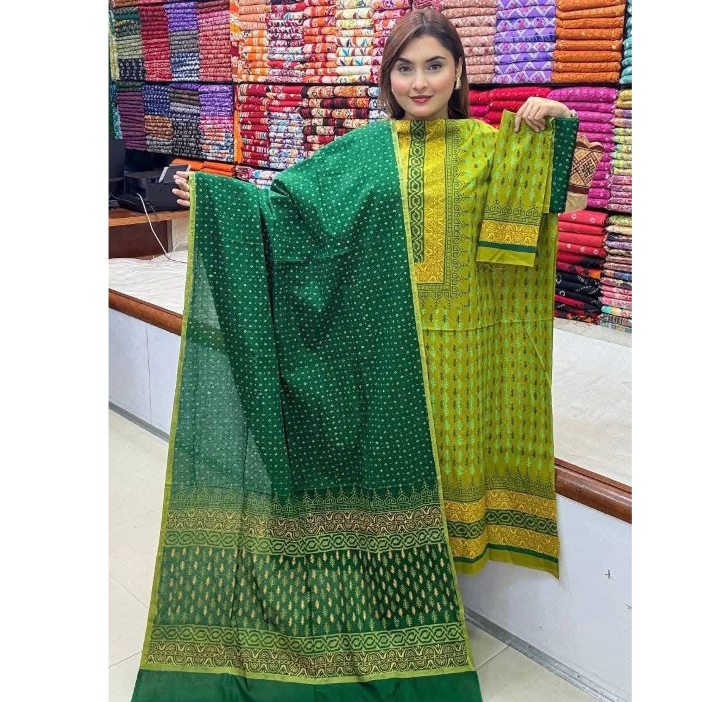 đ¤đ New Exclushive Collection High Qualitiey Cotton Printed Three Piece đ¤đ