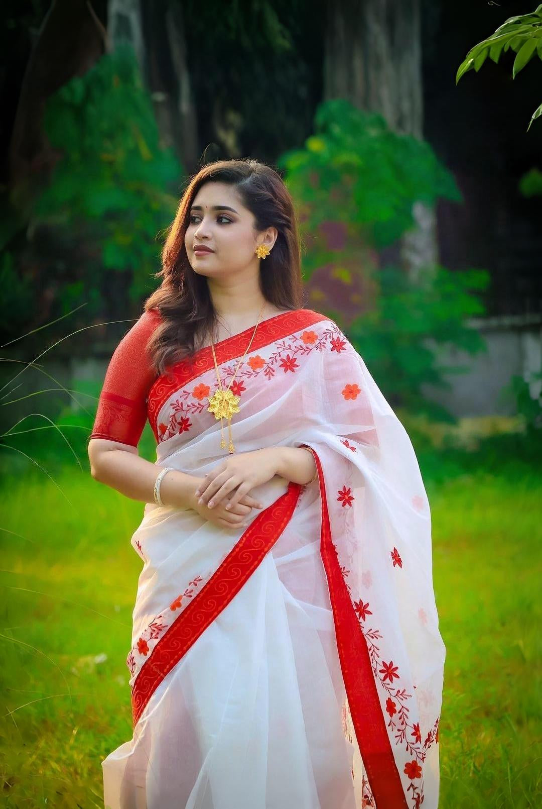 🤍💖 Premium Silk Sharee 🤍💖