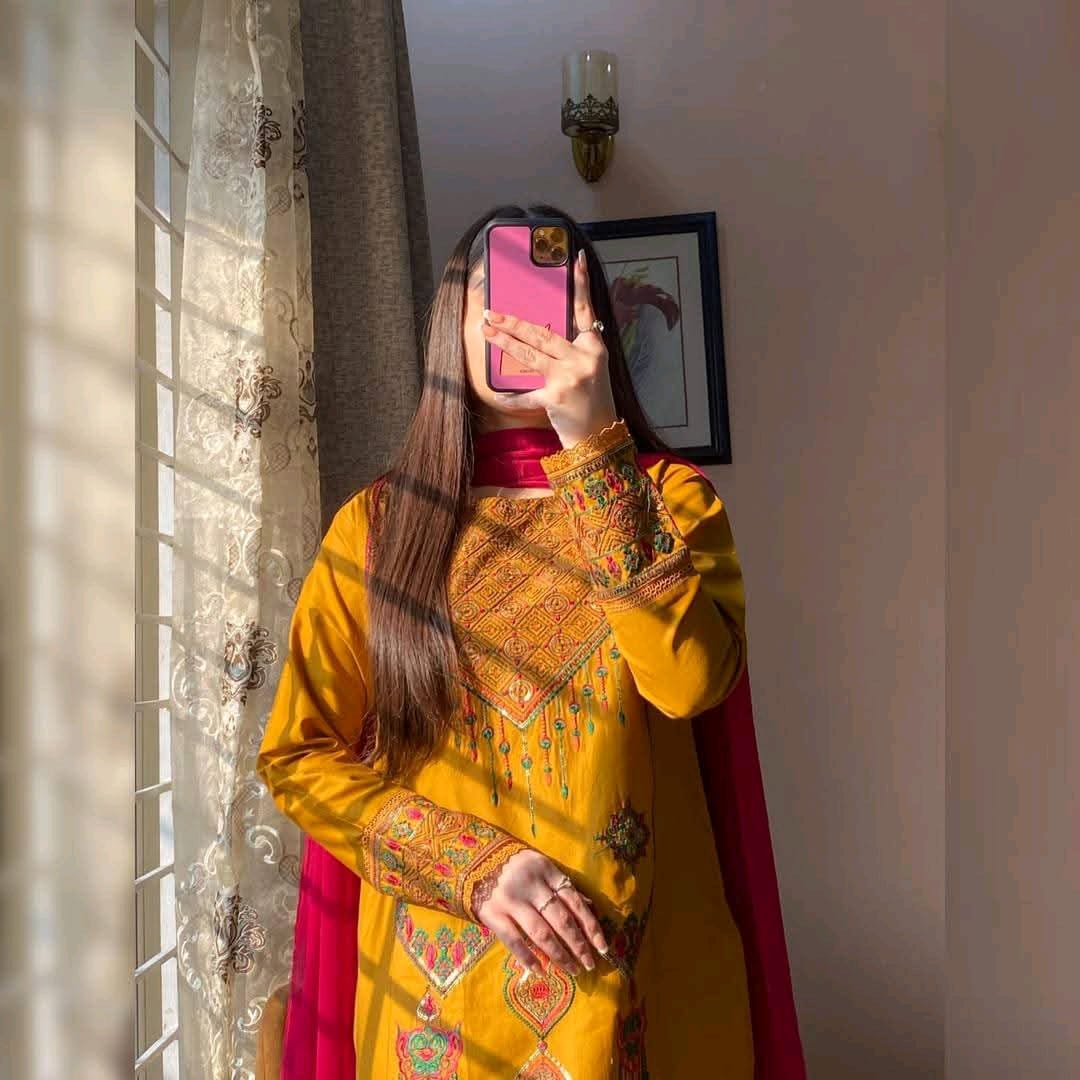 🤍💖 Sequence Embroidery Three Piece 🤍💖