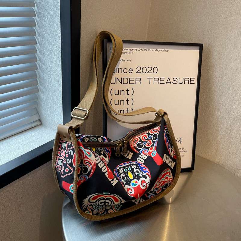 🤍💖 Messenger Shoulder Tide Bag (Black Brown Color) 🤍💖