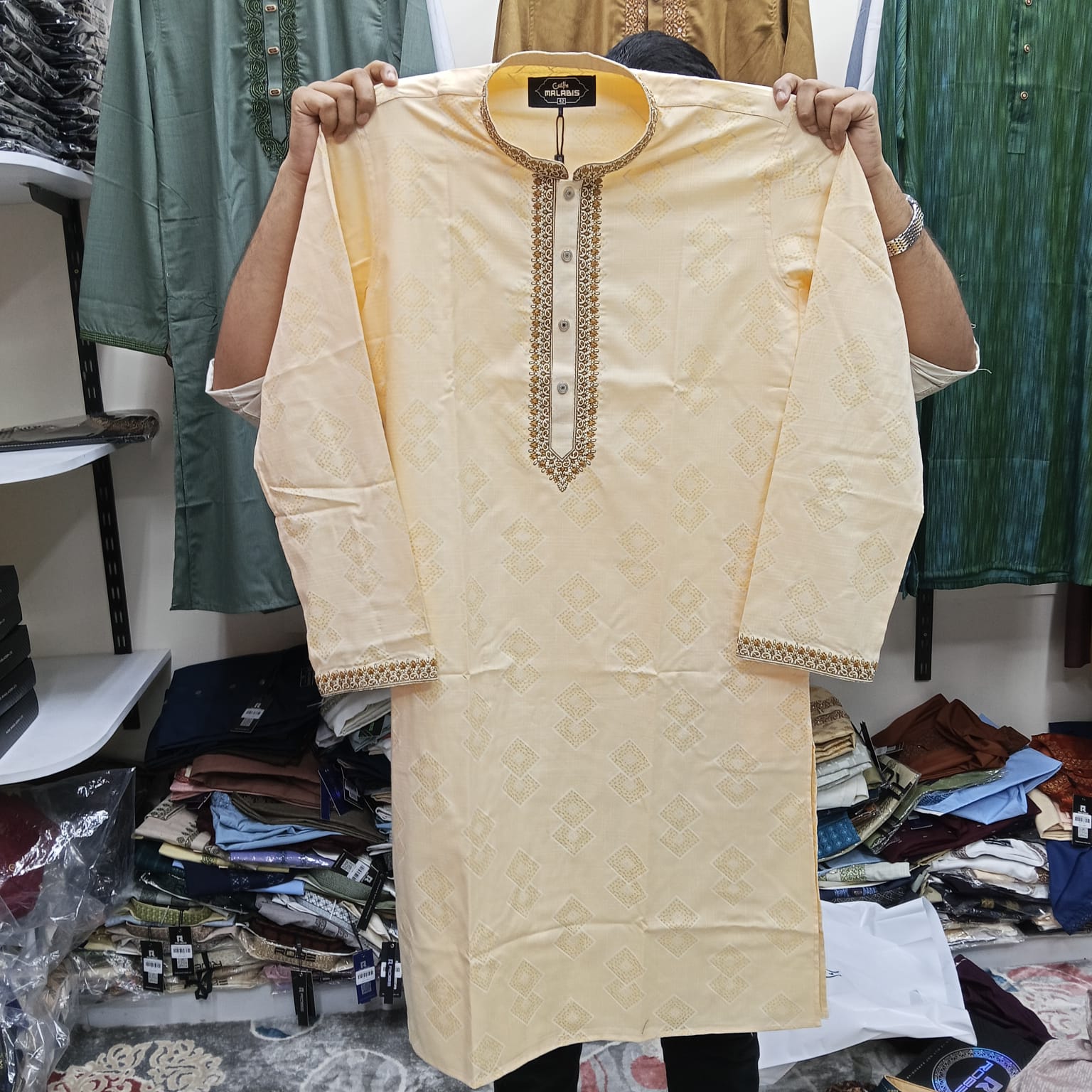 🤍💖Exclusive Embroidery Cotton Panjabi With premium box 🤍💖