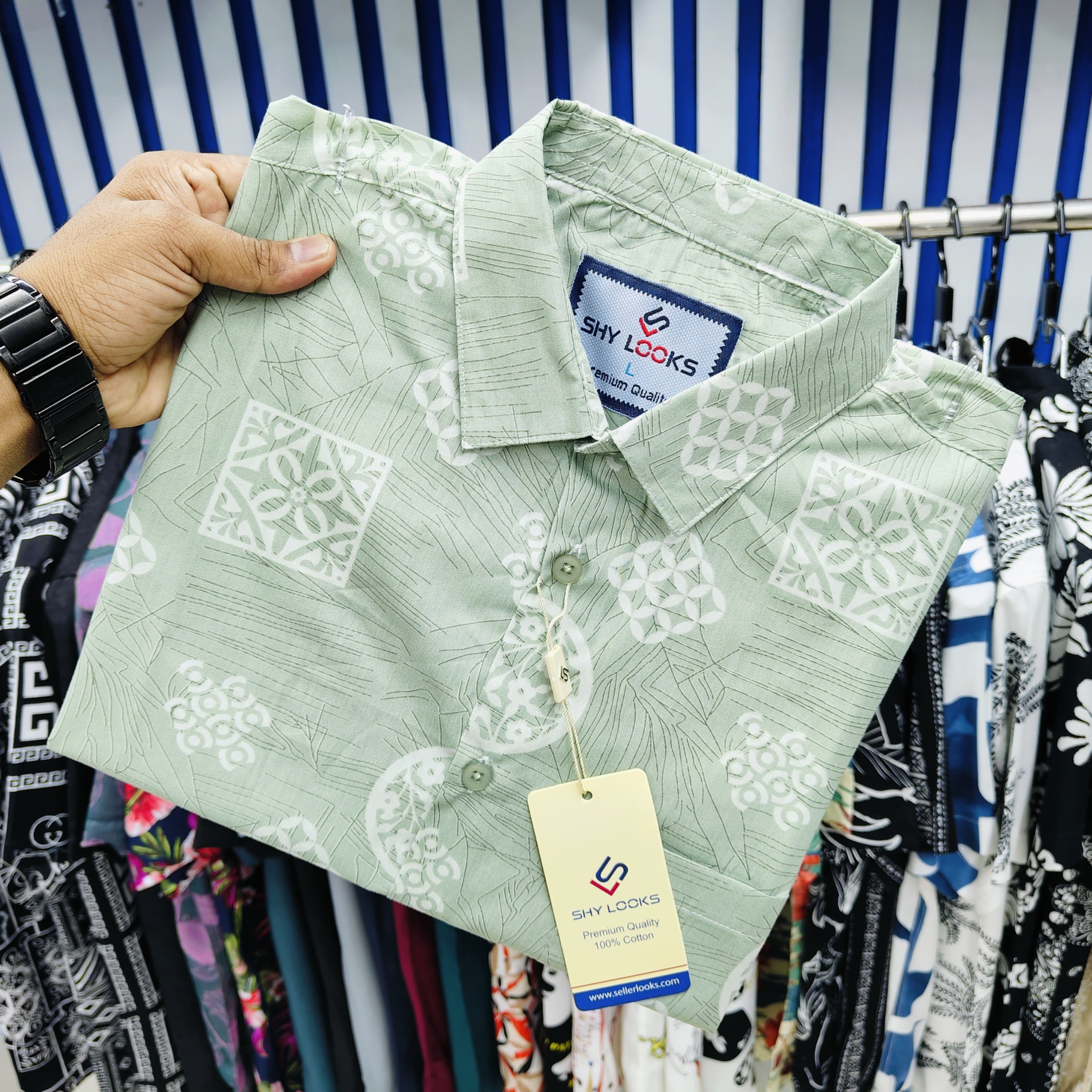 🤍💖 Fashionable half-sleeve shirt for men 🤍💖
