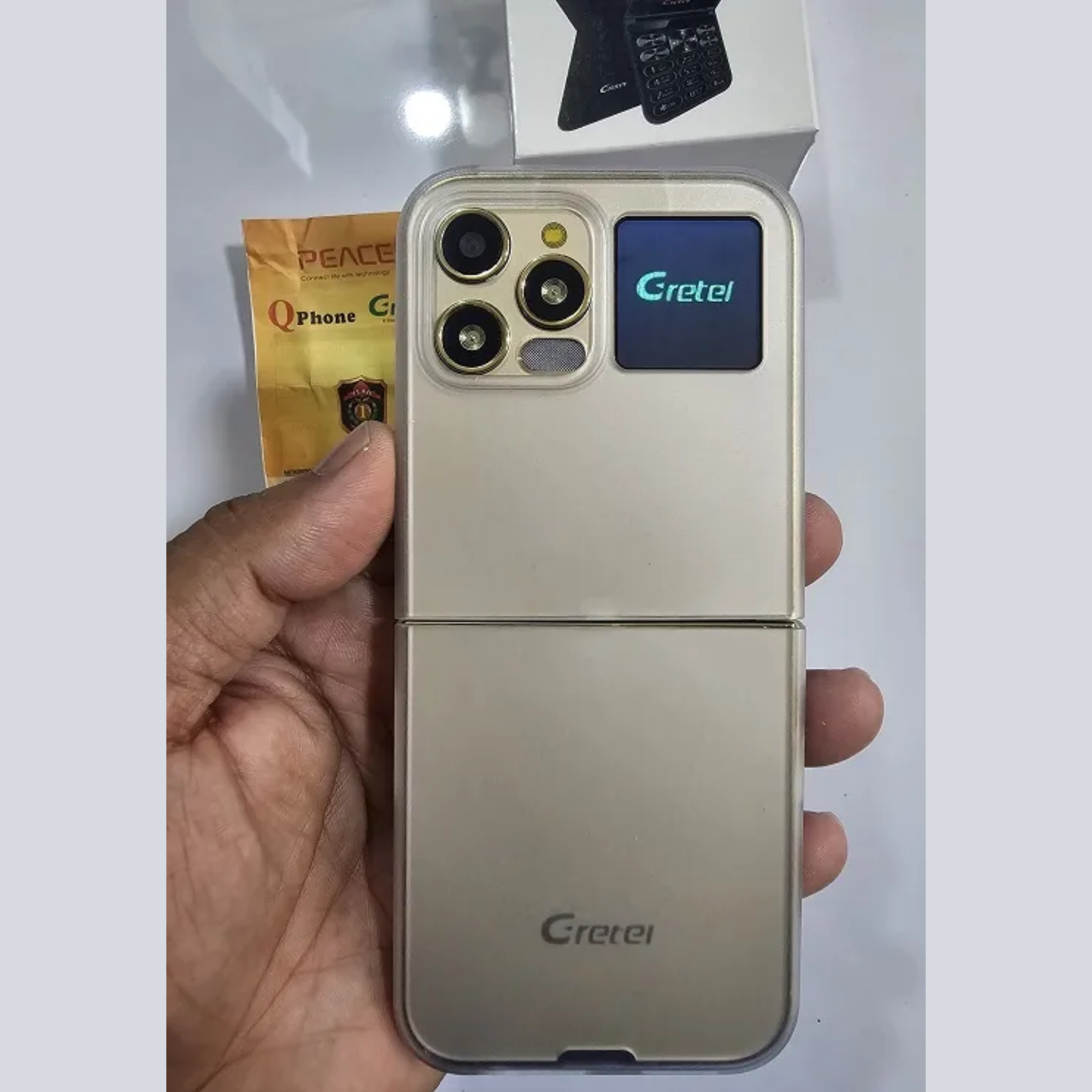 🤍💖 Gretel G7 Flip Folding Phone Dual Display Caseing ( Gold) 🤍💖