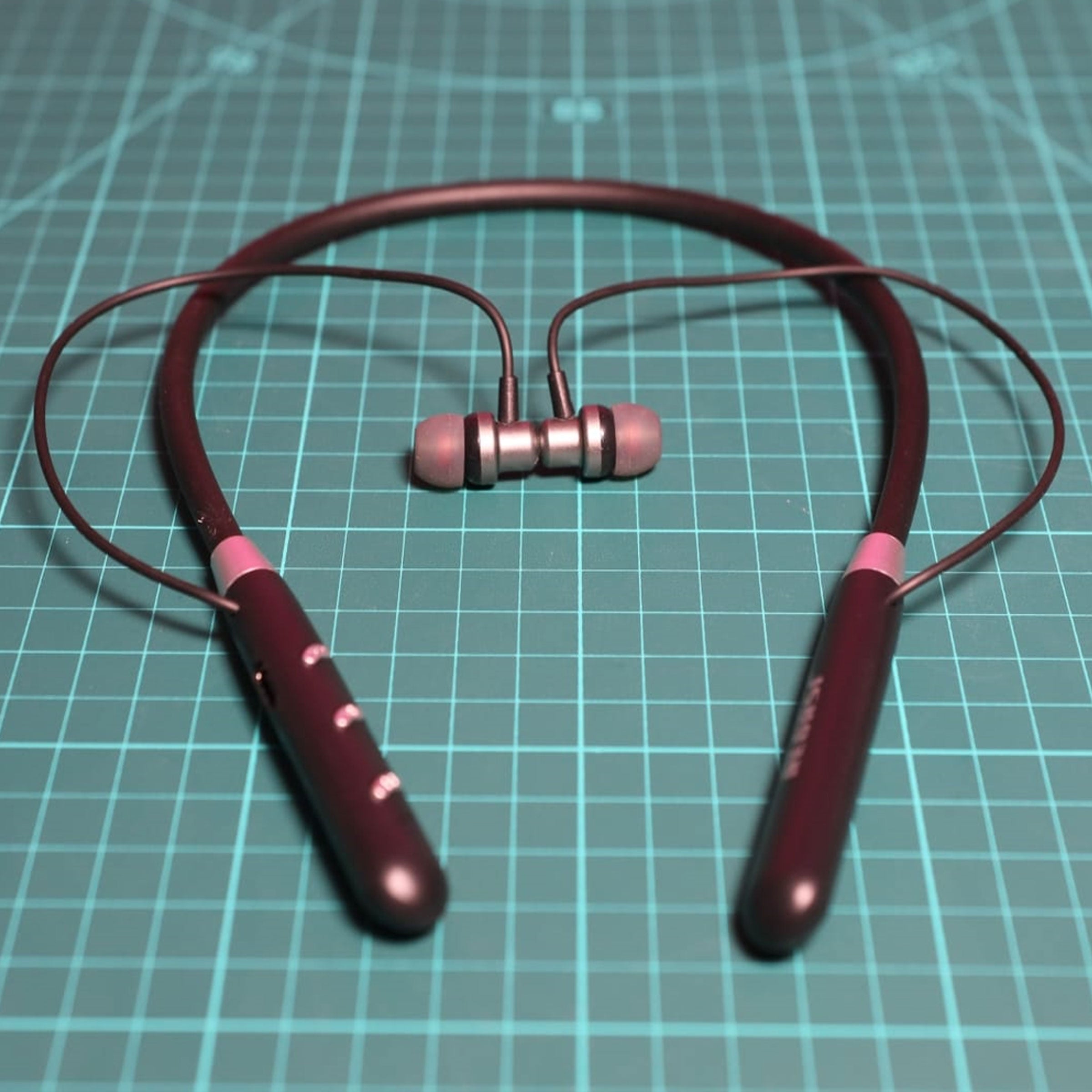 Regarsi NY032 Bluetooth Neckband Wireless Earphone