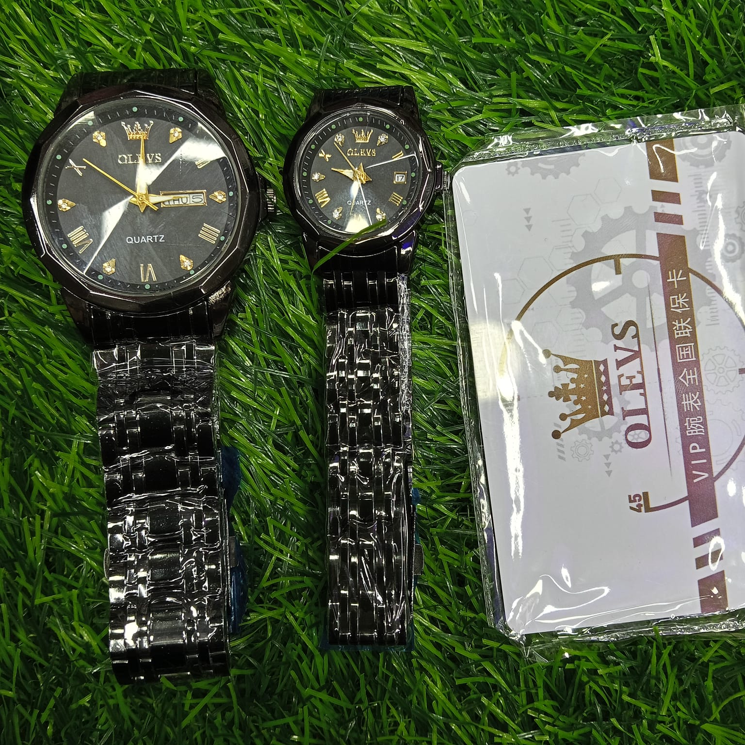 🤍💖 Butter Fly Lock Olievs Stainless Steel fashionable Couple watches +1pcs chain cutter+ 2 pcs battery Full Black 🤍💖