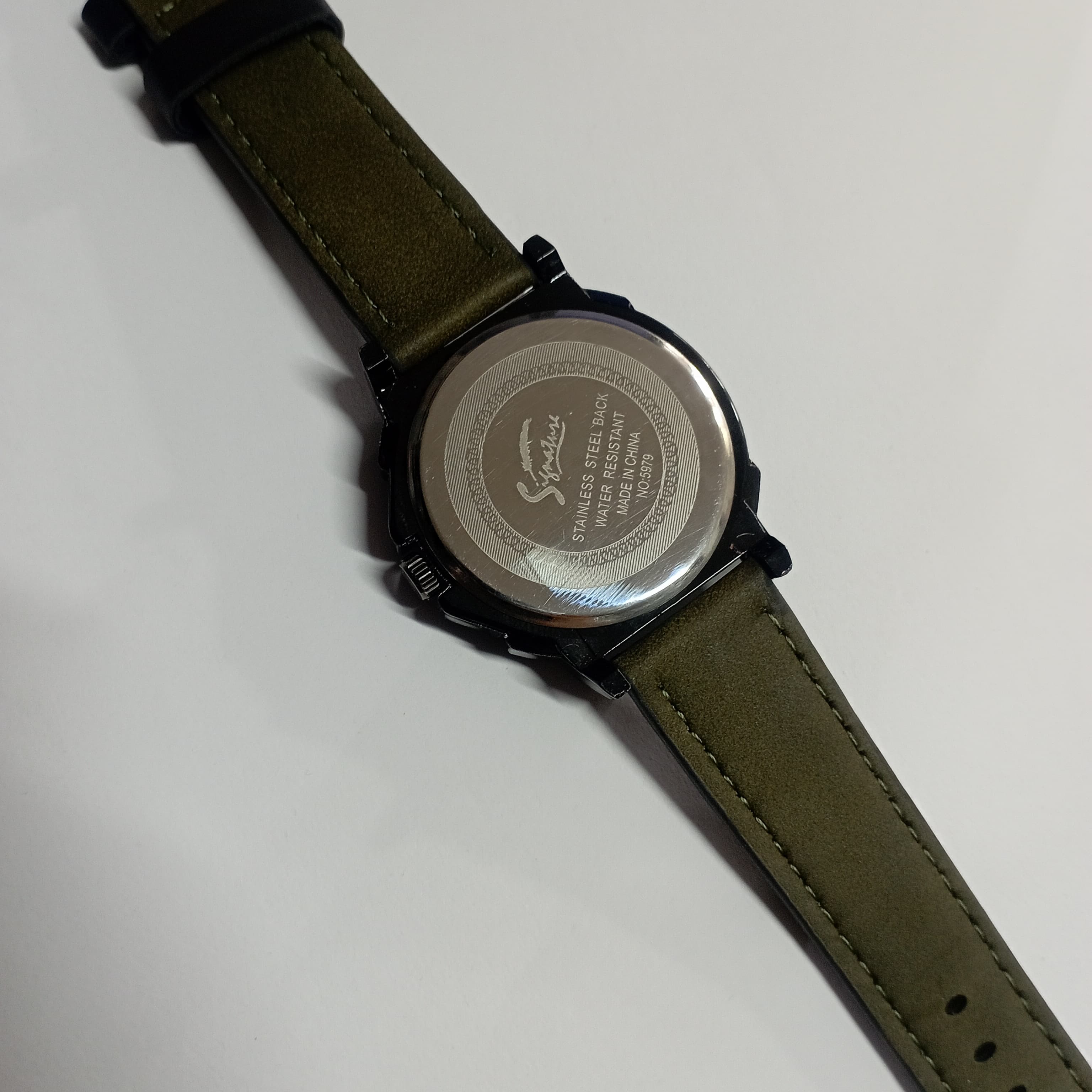 🤍💖 Signature Trendy Men Watch 🤍💖