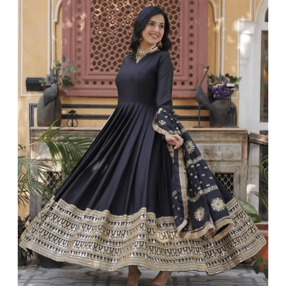 🤍💖 Jarget Febric Traditional black and gold Secuence Anarkoli 🤍💖 - STYLEX