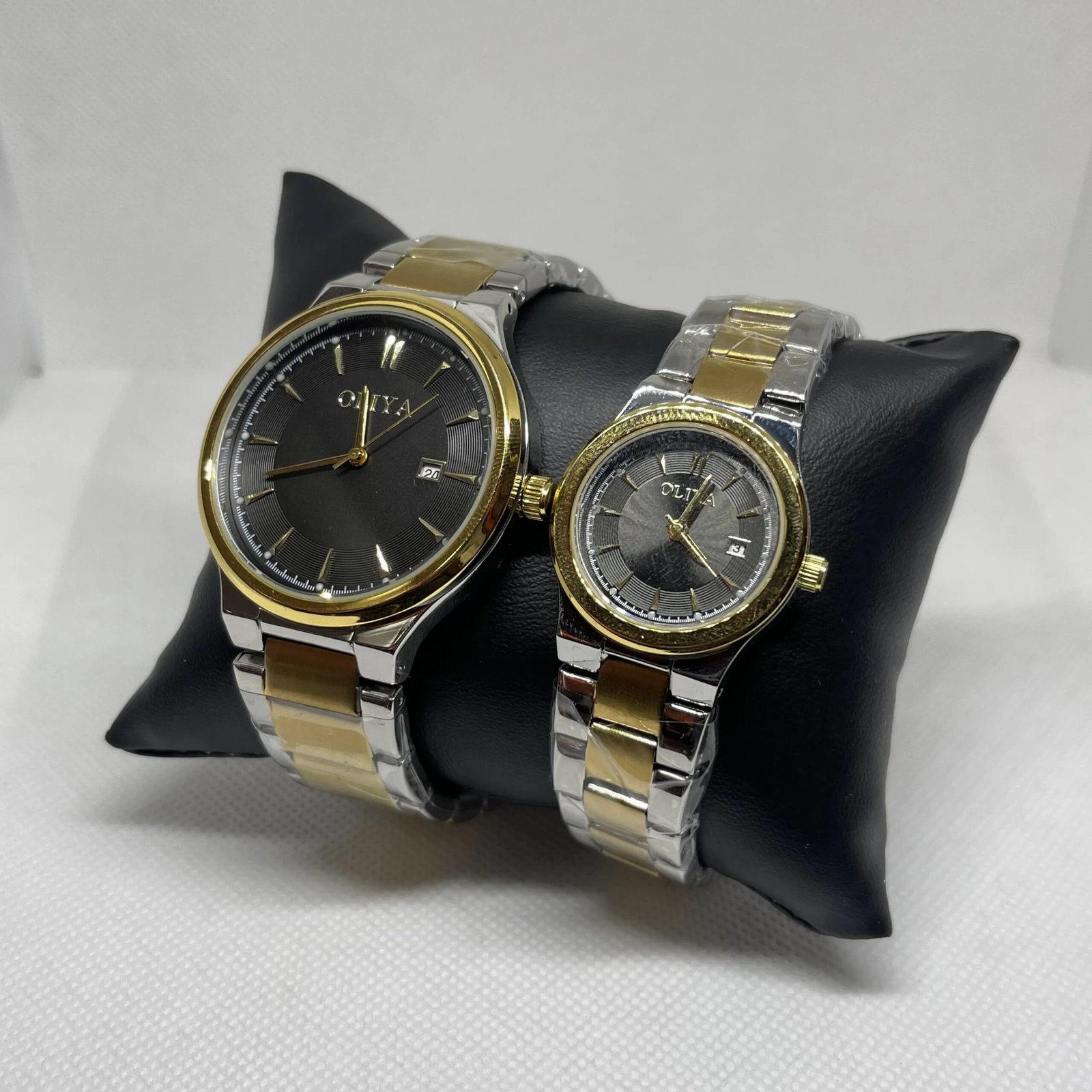 Couple-OLIYA-Luxury-Trendy-Elegant-Design-Watch-100-waterproof Couple OLIYA Luxury Trendy Elegant Design Watch 100% waterproof - Image 1