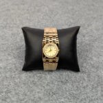Elegant Golden Ladies Quartz Watch with Crystal Bezel – Premium Bracelet Design (Golden Dial)