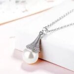 Elegant Teardrop Pearl Pendant Necklace
