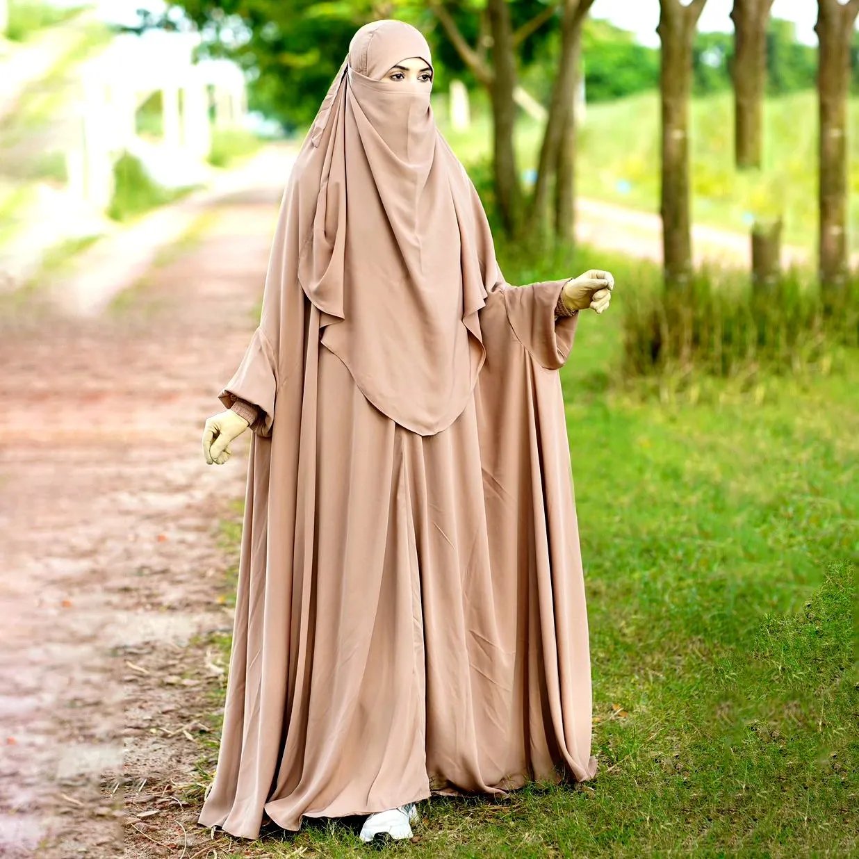 Floor-Touch-Long-Abaya-ফ্লোর-টাচ-লং-আবায়া-1 Floor Touch Long Abaya-ফ্লোর টাচ লং আবায়া - Image 1