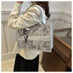 Elegant Floral Pattern Tote Bag with Scarf – Large Capacity Fashion Handbag for Women (Pink, Black, White, Silver) - Image 18