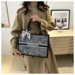 Elegant Floral Pattern Tote Bag with Scarf – Large Capacity Fashion Handbag for Women (Pink, Black, White, Silver) - Image 13