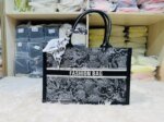 Elegant Floral Pattern Tote Bag with Scarf – Large Capacity Fashion Handbag for Women (Pink, Black, White, Silver) - Image 5