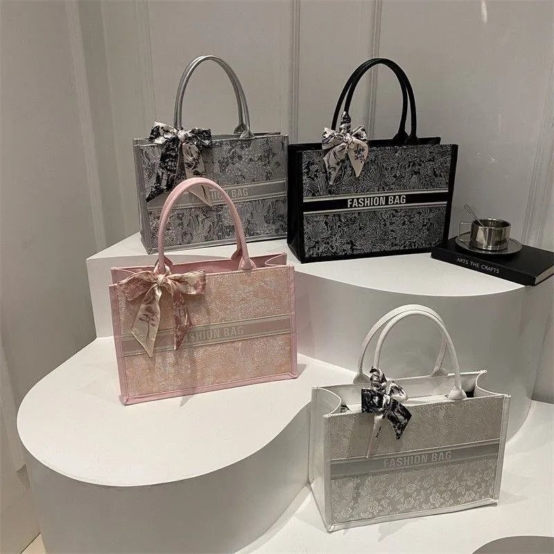6131753542843304886 Elegant Floral Pattern Tote Bag with Scarf – Large Capacity Fashion Handbag for Women (Pink, Black, White, Silver) - Image 1