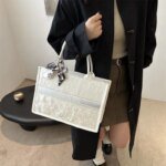Elegant Floral Pattern Tote Bag with Scarf – Large Capacity Fashion Handbag for Women (Pink, Black, White, Silver) - Image 20