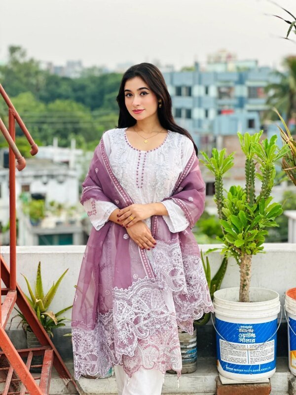 Graceful White & Mauve Embroidered Salwar Kameez Set