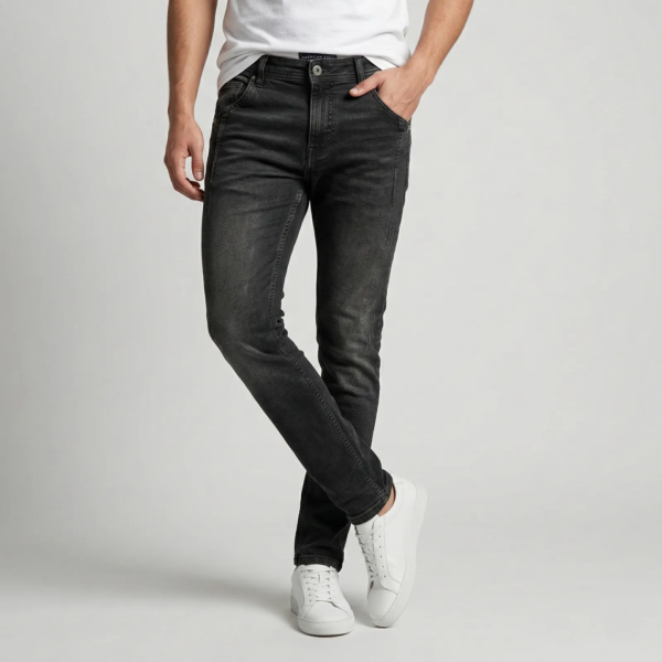 American Eagle faded-black wash Jeans For Man